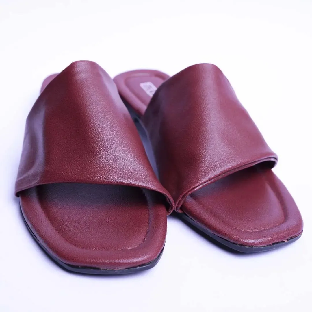 NBS-E9912 Fawn Slipper